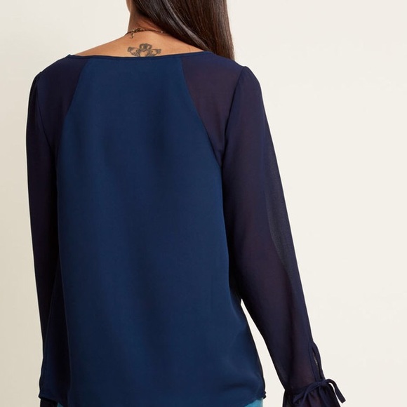 MothCloth Blue Blouse Bell Sleeve Sz 3X x141/ - Picture 4 of 5